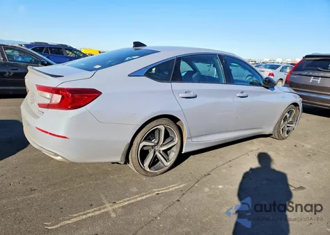2022 Honda Accord Hybrid Sport из США, поврежденный, VIN 1HGCV3F25NA039145